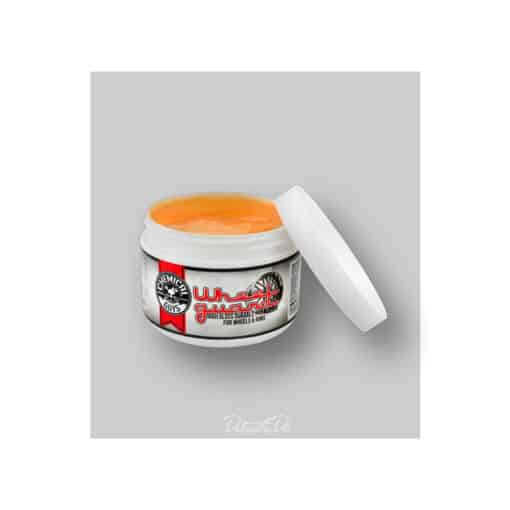Chemical Guys wheelguard and rimwax